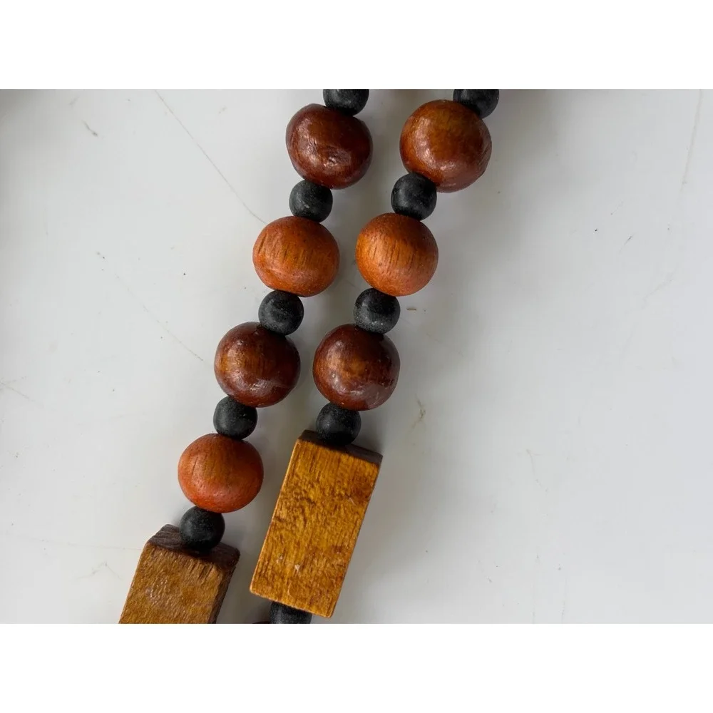 Vintage 90s Boho Wood Bead Necklace | 46